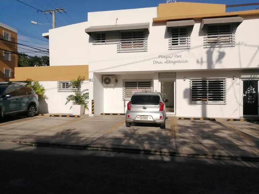 Studio Apartment In Los Jardines Sleeps 2 Santo Domingo