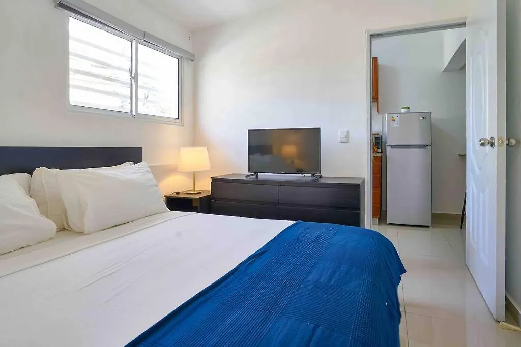 Studio Apartment In Los Jardines Sleeps 2 Santo Domingo 0*,